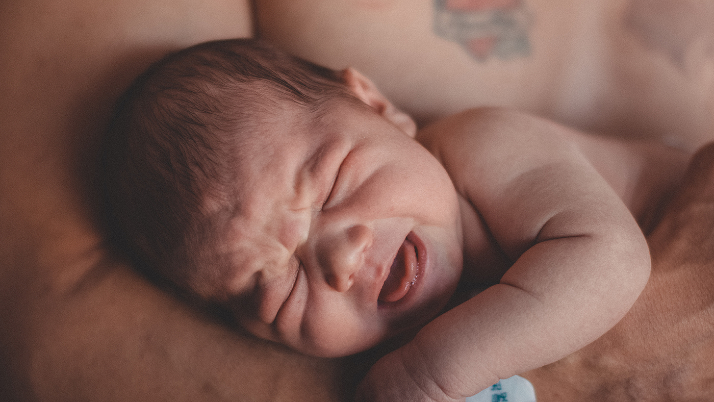 Newborn store keeps crying